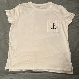 white boyfriend tee with anchor pocket